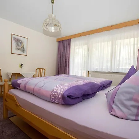 Gaestehaus Resi Lägenhet *